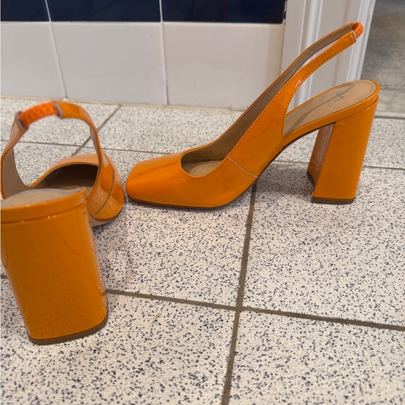 Marc Fisher sling backs - Picture 6 of 8